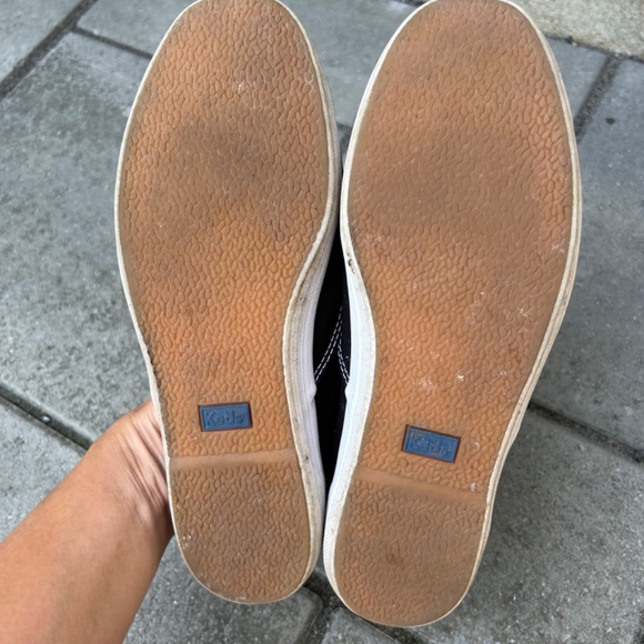 Black Keds 8.5 Women’s - Picture 3 of 4